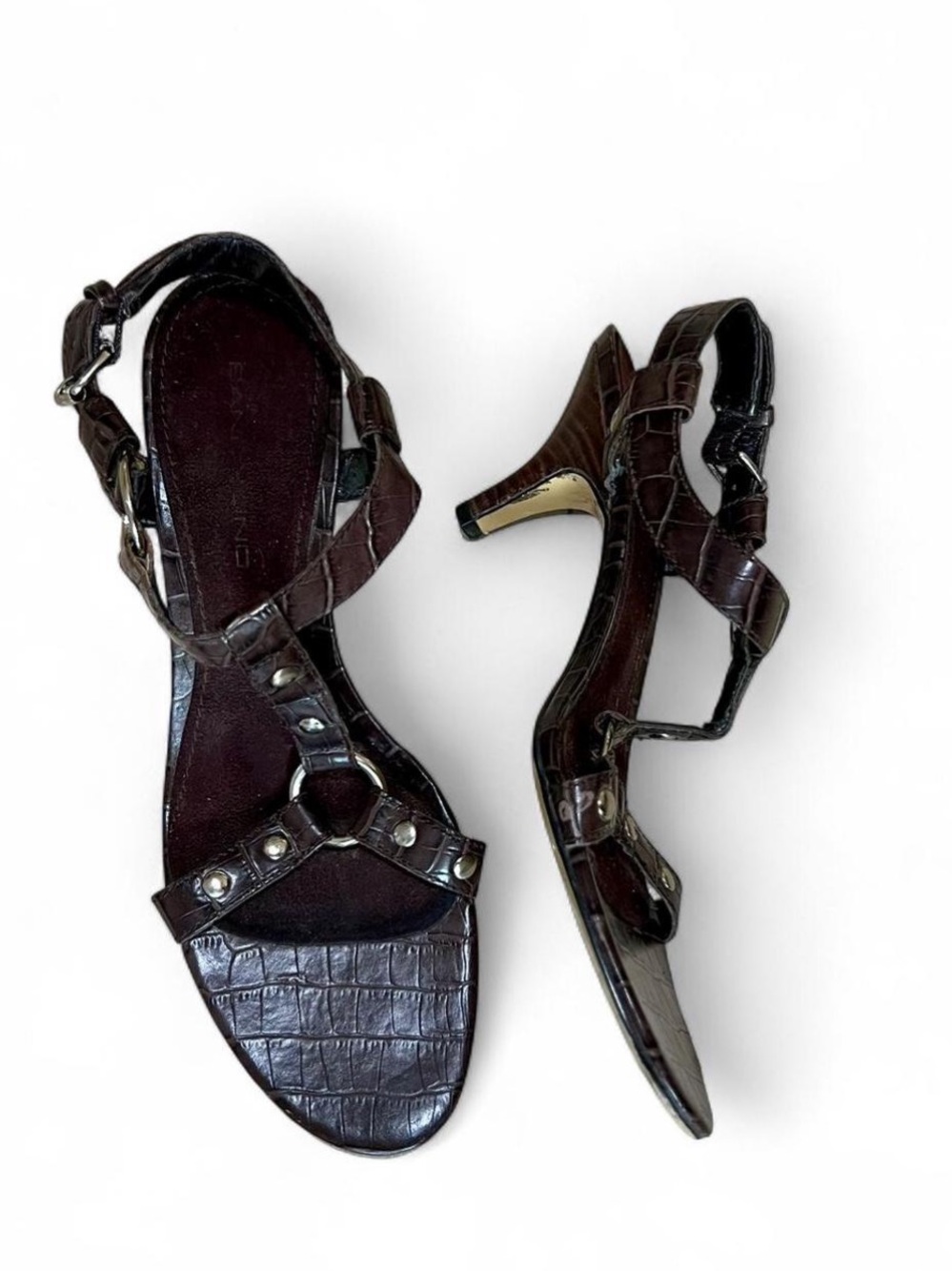 Bandolino Brown Croc-Embossed T-Strap Y2K Kitten Heels 7M